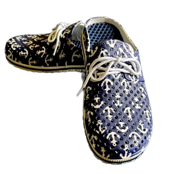 Cromer Resortwear Airwalk Water Shoes Clogs Sandals Navy Blue and White Size 10 - Picture 2 of 9